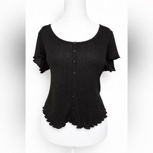 Torrid Black Ribbed Button Front Crop Top Size 2 Plus Ruffle Hem Boho